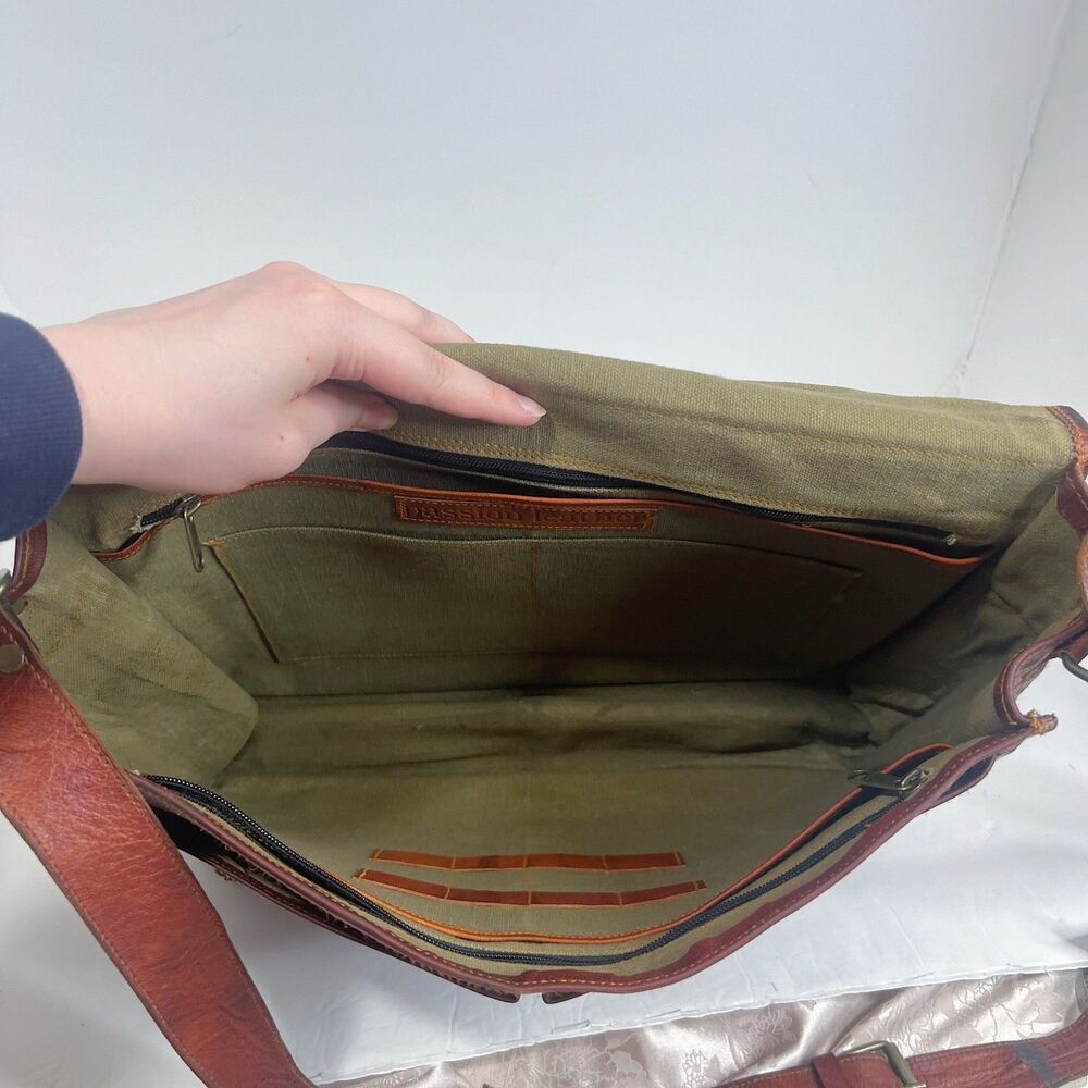 Vintage Cognac Leather Messenger Back Satchel Briefcase Laptop Case - Picture 5 of 12